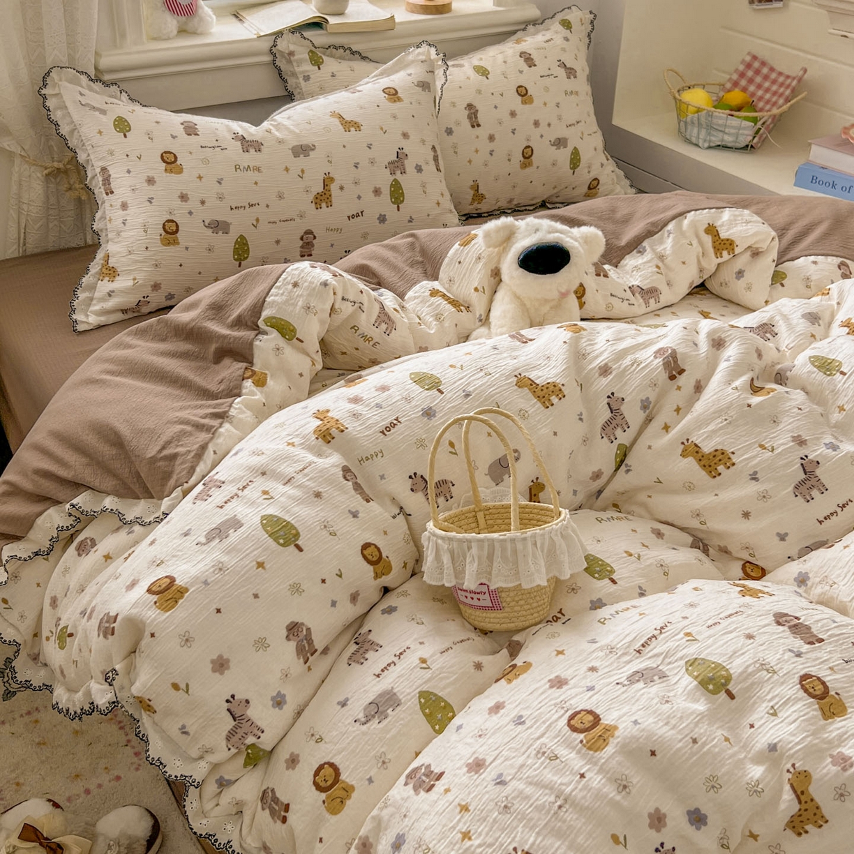 91家纺网 家纺一手货源 找家纺 晚爱家纺（原晚安家居） 2026新款蕾丝刺绣花边韩版少女公主风三层纱四件套 动物团团