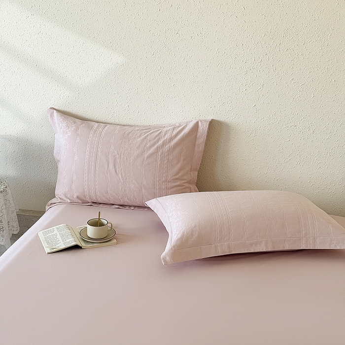 梵克保罗 2026新款全棉60S长绒棉立体厚织提花单枕套 花漾甜心-唯美粉