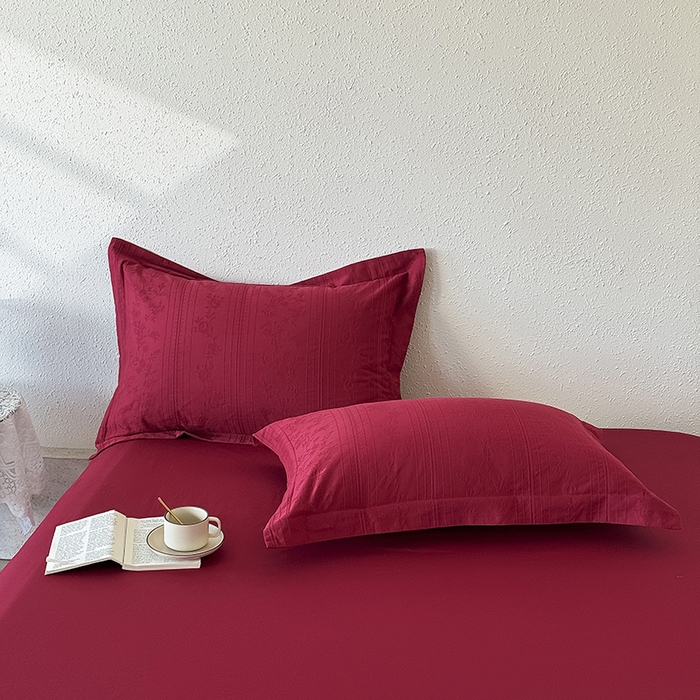 梵克保罗 2026新款全棉60S长绒棉立体厚织提花单枕套 沁香-大红