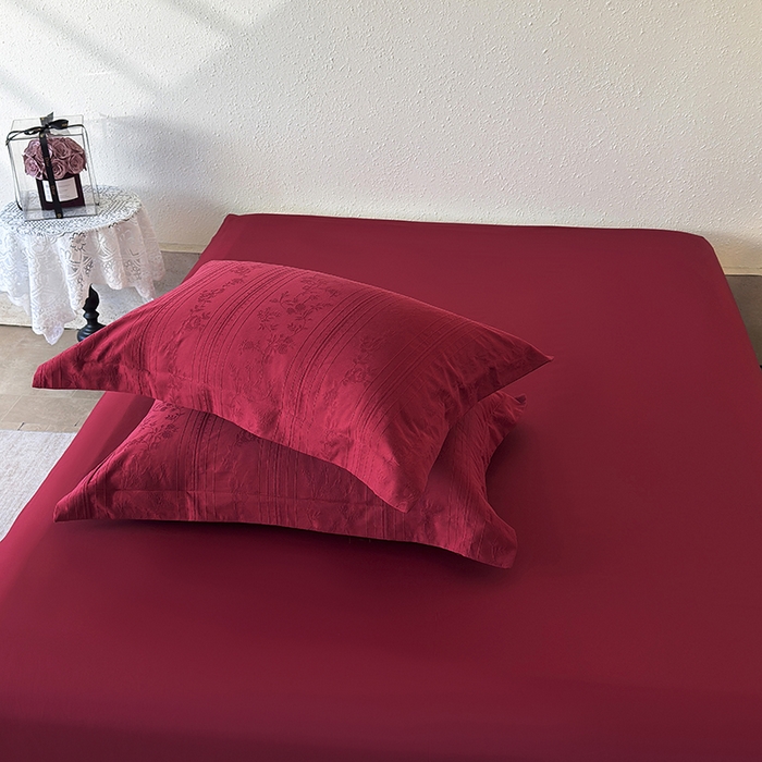 91家纺网 家纺一手货源 找家纺 梵克保罗 2026新款全棉60S长绒棉立体厚织提花单枕套 沁香-大红