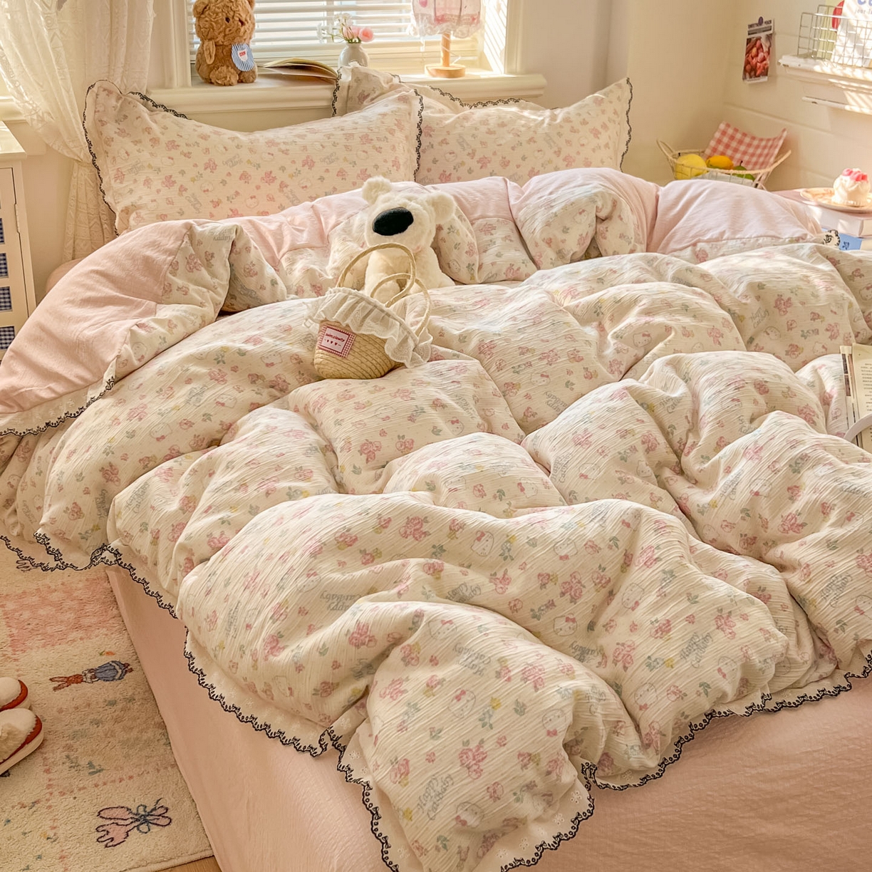 91家纺网 家纺一手货源 找家纺 晚爱家纺（原晚安家居） 2026新款蕾丝刺绣花边韩版少女公主风三层纱四件套 花丛点点猫