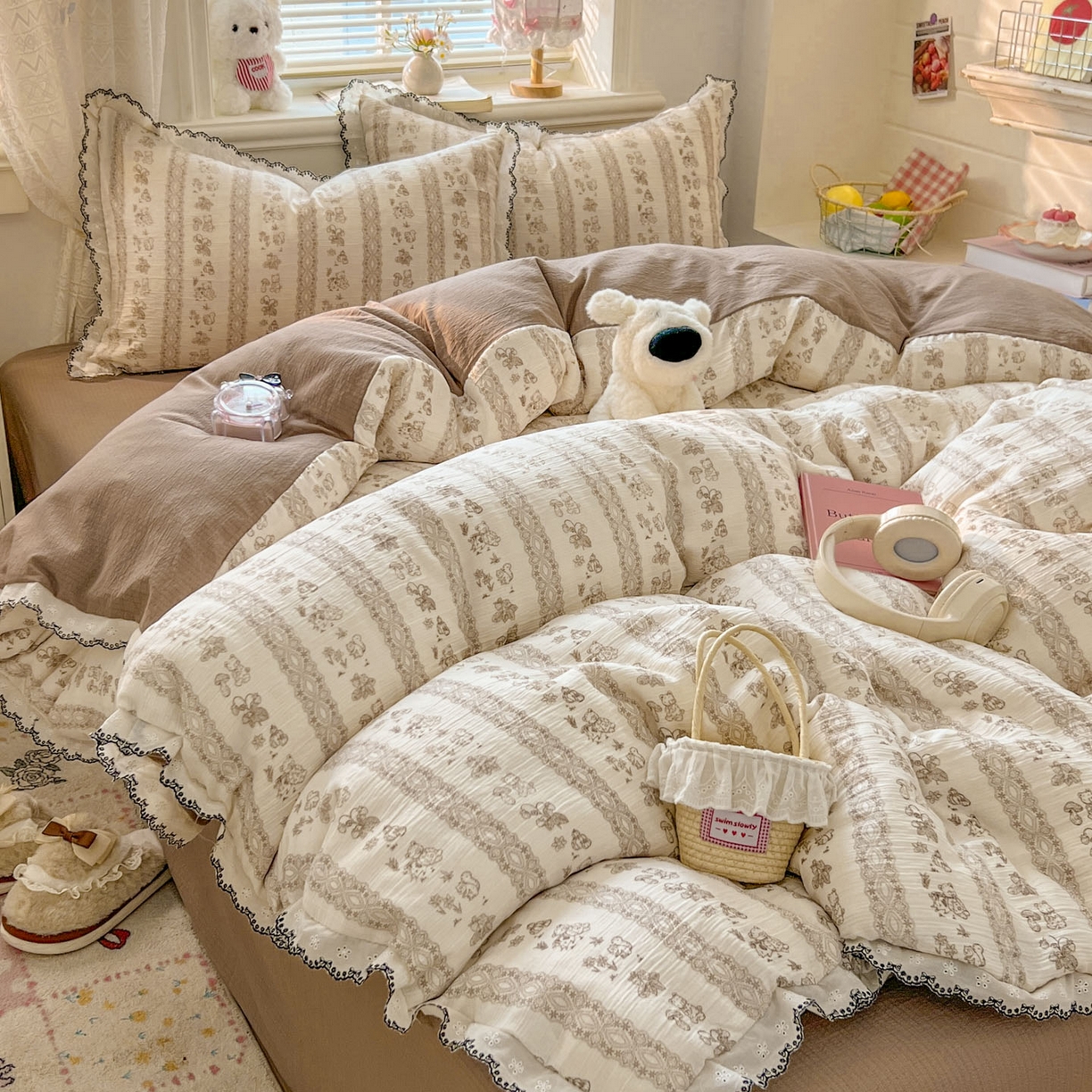 91家纺网 家纺一手货源 找家纺 晚爱家纺（原晚安家居） 2026新款蕾丝刺绣花边韩版少女公主风三层纱四件套 蕾丝熊