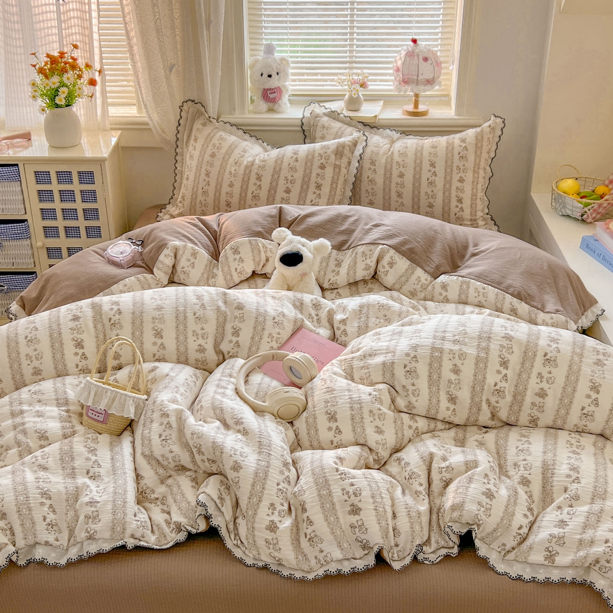 91家纺网 家纺一手货源 找家纺 晚爱家纺（原晚安家居） 2026新款蕾丝刺绣花边韩版少女公主风三层纱四件套 蕾丝熊