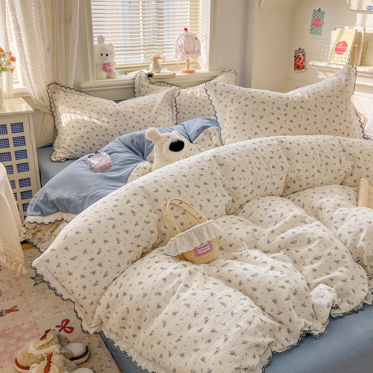 91家纺网 家纺一手货源 找家纺 晚爱家纺（原晚安家居） 2026新款蕾丝刺绣花边韩版少女公主风三层纱四件套 莫奈蓝