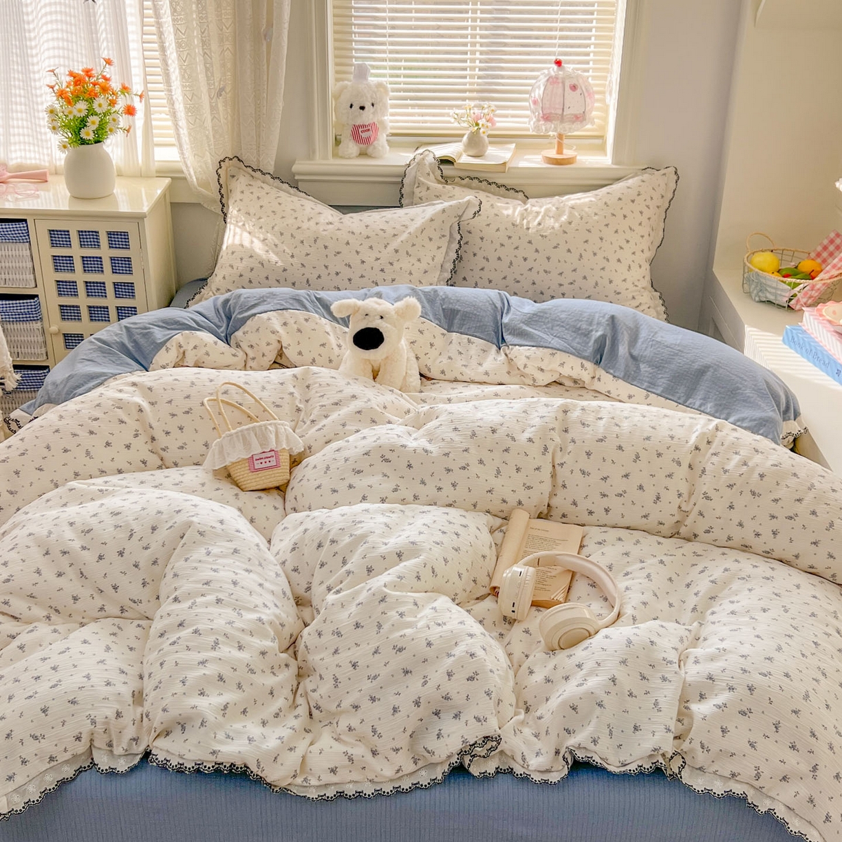 91家纺网 家纺一手货源 找家纺 晚爱家纺（原晚安家居） 2026新款蕾丝刺绣花边韩版少女公主风三层纱四件套 莫奈蓝