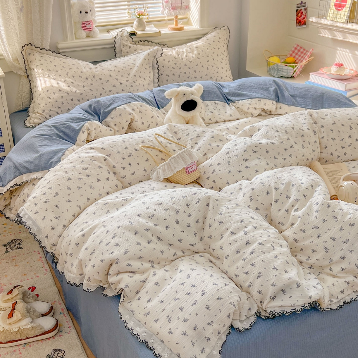 91家纺网 家纺一手货源 找家纺 晚爱家纺（原晚安家居） 2026新款蕾丝刺绣花边韩版少女公主风三层纱四件套 莫奈蓝