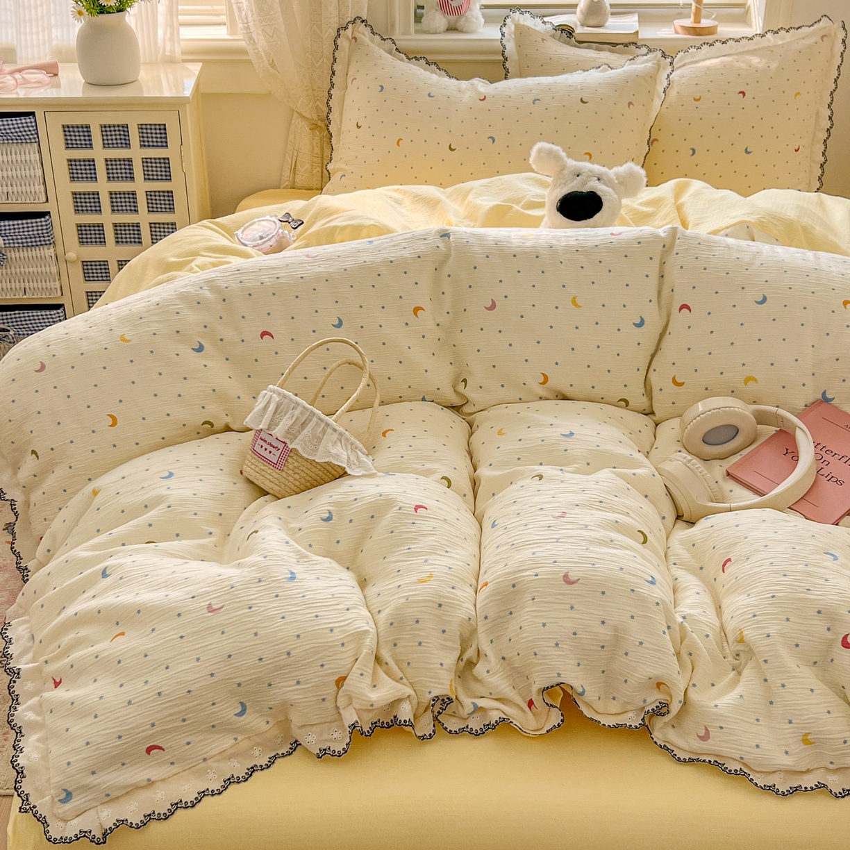 91家纺网 家纺一手货源 找家纺 晚爱家纺（原晚安家居） 2026新款蕾丝刺绣花边韩版少女公主风三层纱四件套 星月天空