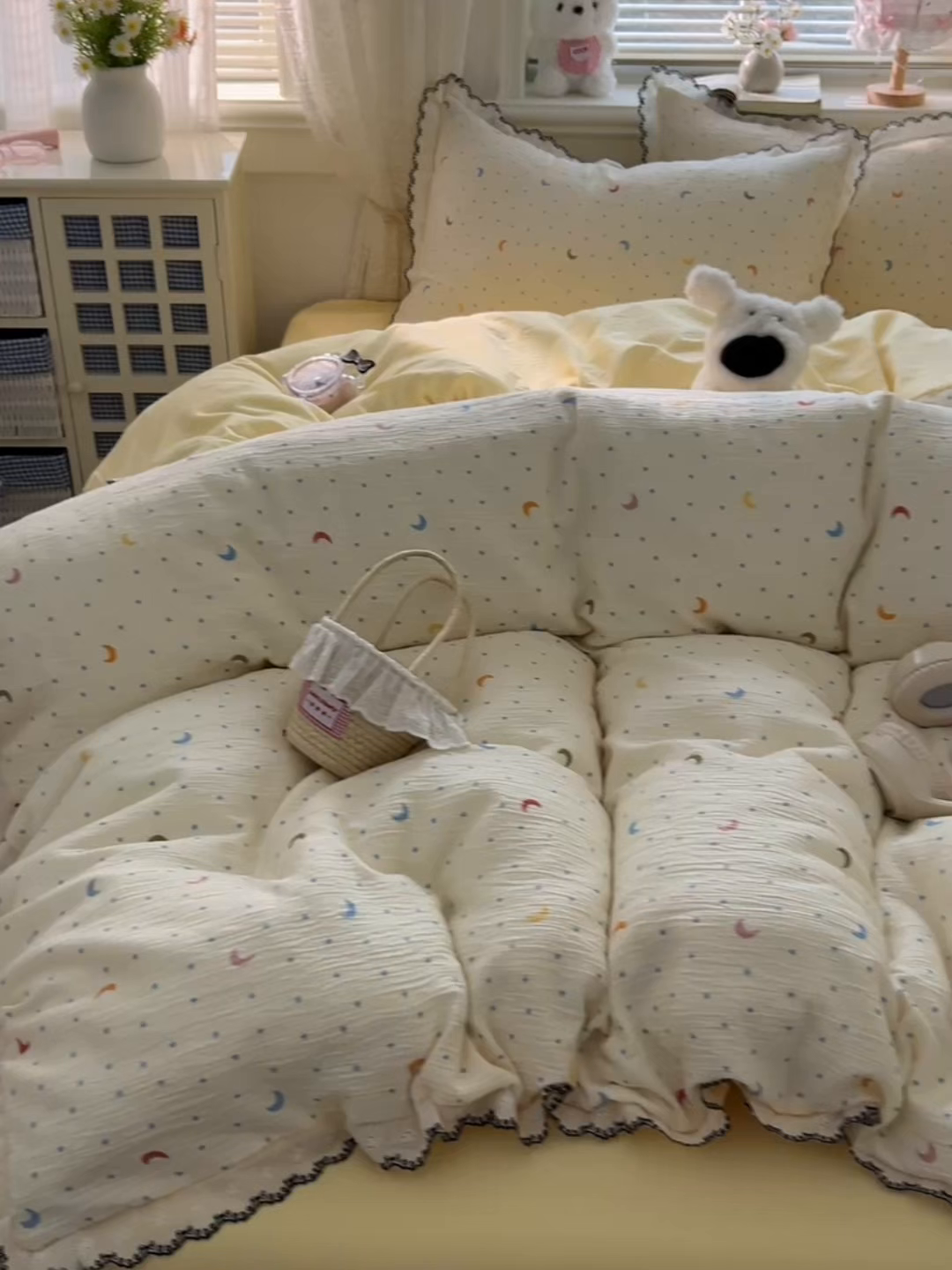 91家纺网 家纺一手货源 找家纺 晚爱家纺（原晚安家居） 2026新款蕾丝刺绣花边韩版少女公主风三层纱四件套 星月天空