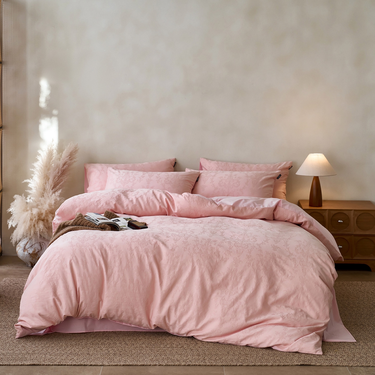 91家纺网 家纺一手货源 找家纺 小懒猪 2026新款亲肤舒适立体全棉纯棉提花四件套-系列四 花韵悠然-唯美粉