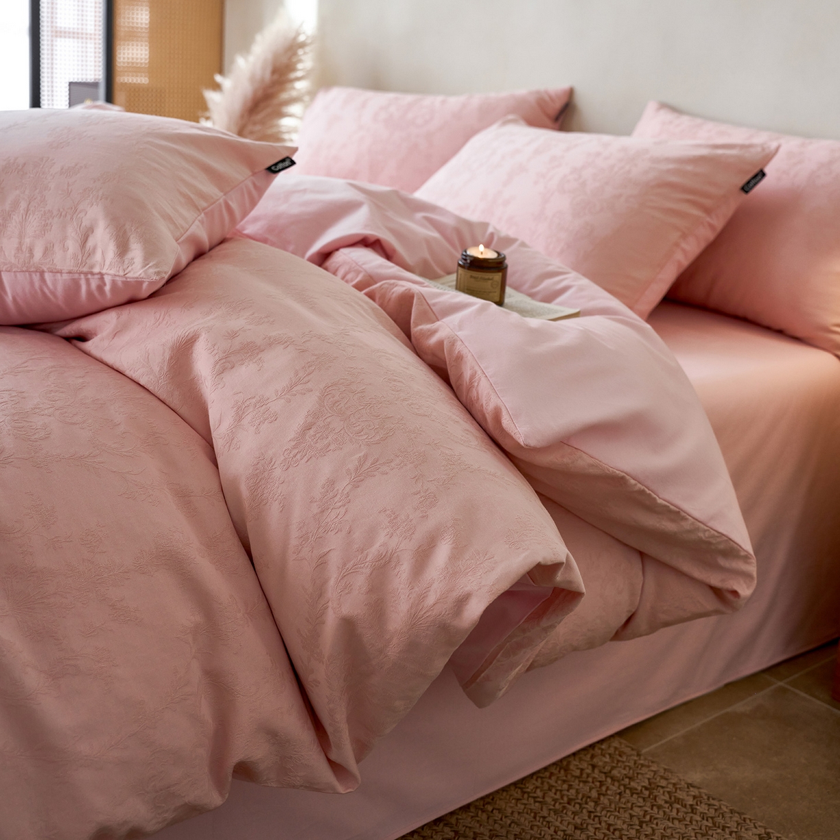 91家纺网 家纺一手货源 找家纺 小懒猪 2026新款亲肤舒适立体全棉纯棉提花四件套-系列四 花韵悠然-唯美粉