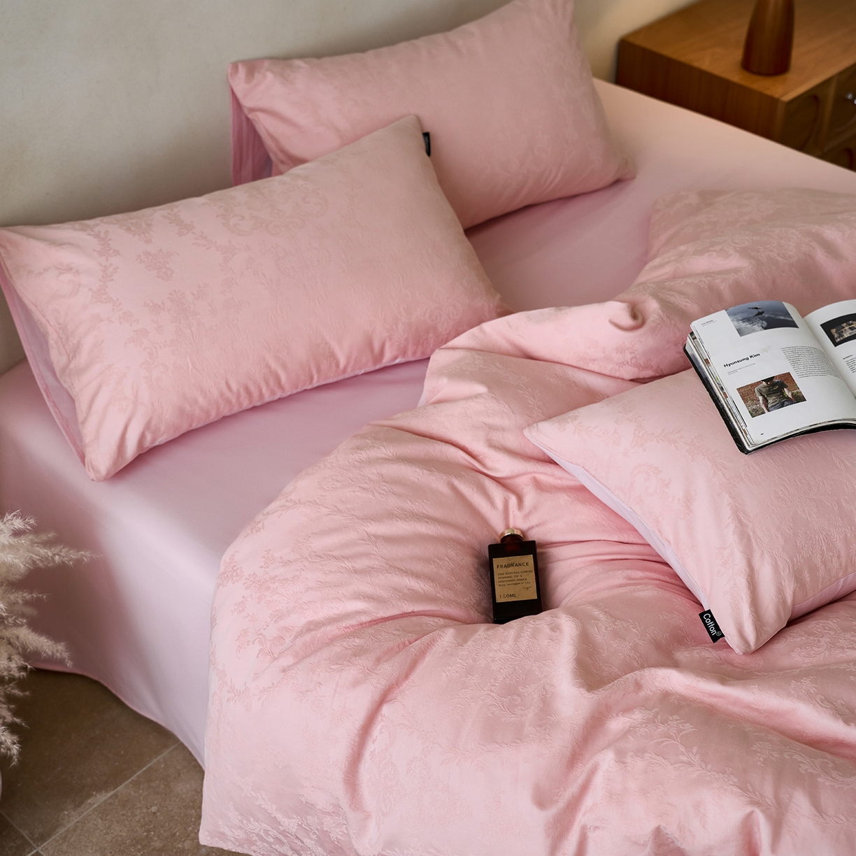 91家纺网 家纺一手货源 找家纺 小懒猪 2026新款亲肤舒适立体全棉纯棉提花四件套-系列四 花韵悠然-唯美粉