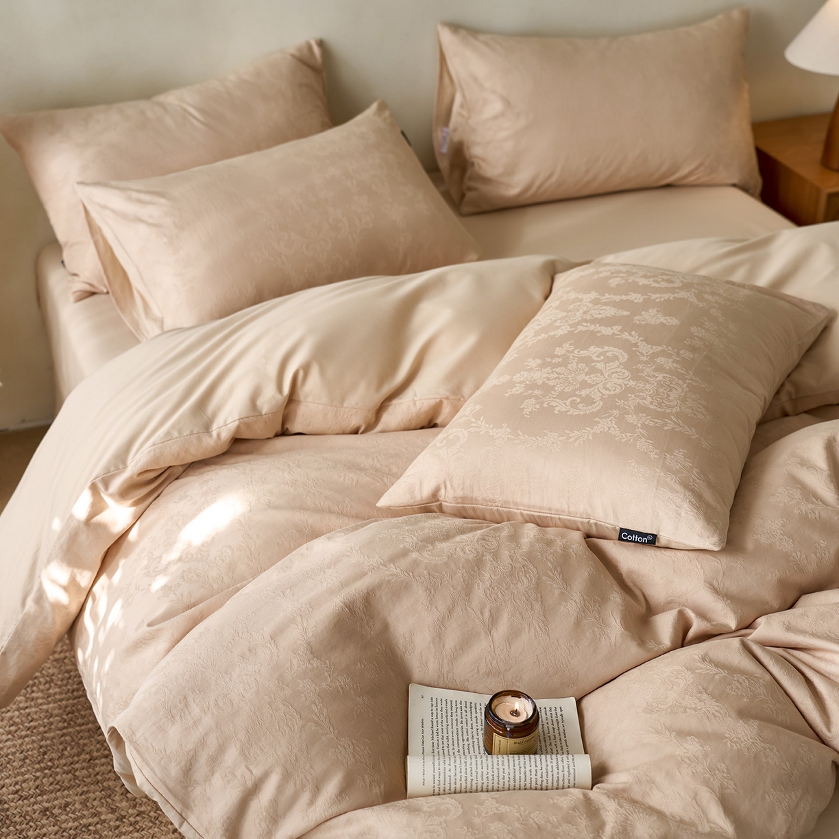 91家纺网 家纺一手货源 找家纺 小懒猪 2026新款亲肤舒适立体全棉纯棉提花四件套-系列四 花韵悠然-米杏