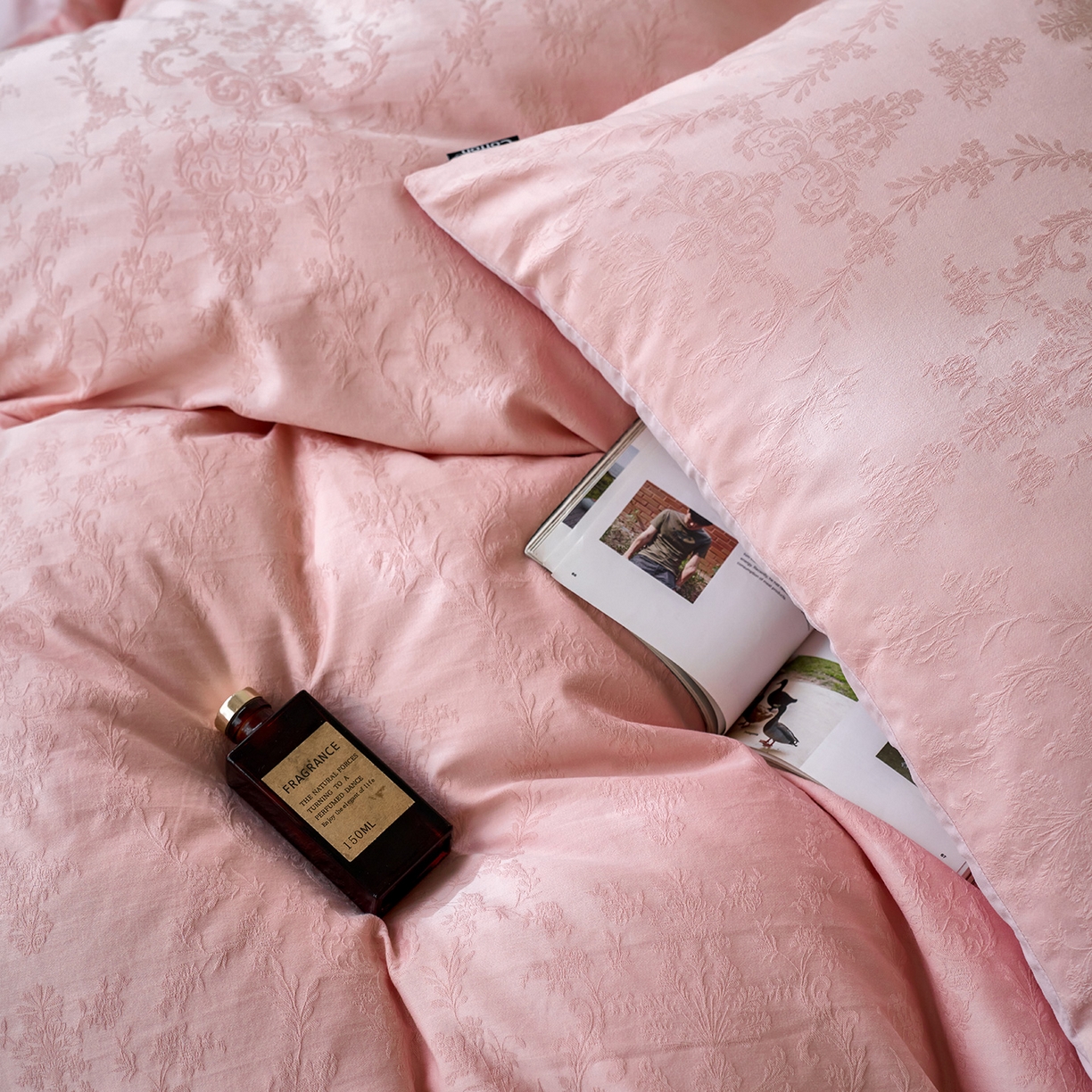 91家纺网 家纺一手货源 找家纺 小懒猪 2026新款亲肤舒适立体全棉纯棉提花四件套-系列四 花韵悠然-唯美粉