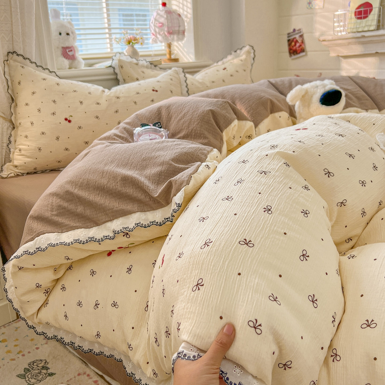 晚爱家纺（原晚安家居） 2026新款蕾丝刺绣花边韩版少女公主风三层纱四件套 樱桃蝴蝶