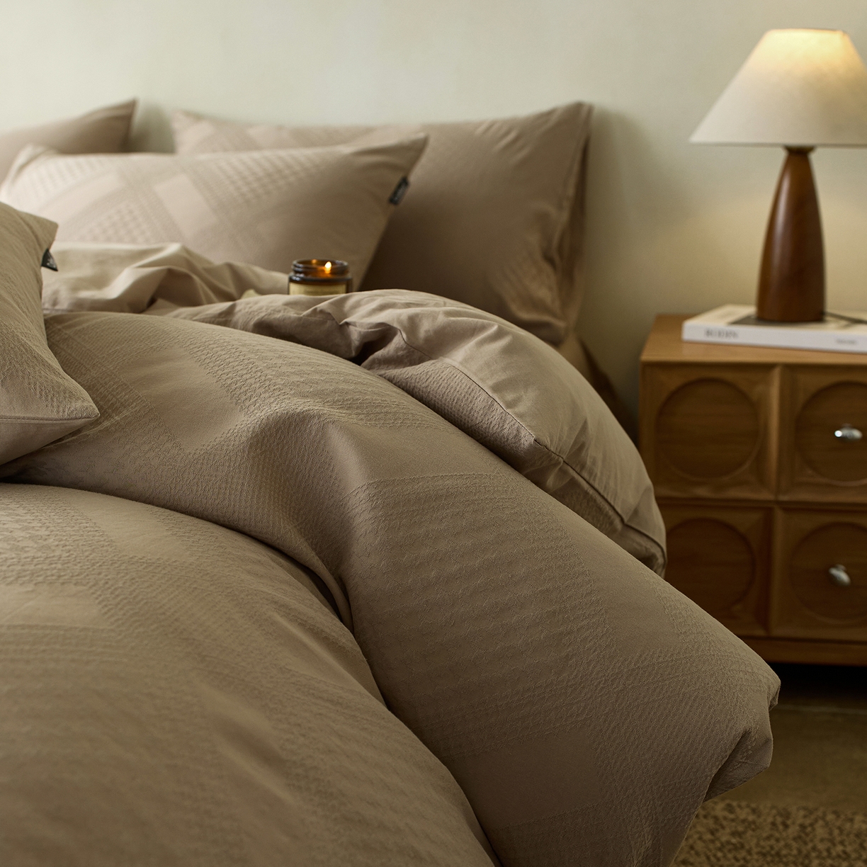 91家纺网 家纺一手货源 找家纺 小懒猪 2026新款亲肤舒适立体全棉纯棉提花四件套-系列四 千鸟格-金属灰