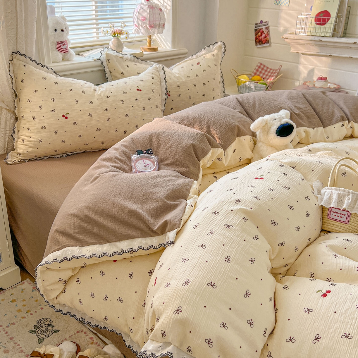 91家纺网 家纺一手货源 找家纺 晚爱家纺（原晚安家居） 2026新款蕾丝刺绣花边韩版少女公主风三层纱四件套 樱桃蝴蝶