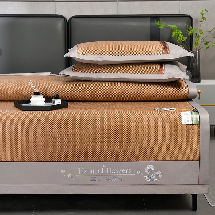 91家纺网 家纺一手货源 找家纺 小牛席业 2026新款加厚款-绣球草本清凉冰藤席系列凉席藤席冰藤席冰丝席竹席乳胶席乳胶凉席凉感豆豆席 加厚款-绣球草本冰藤席 （咖色）