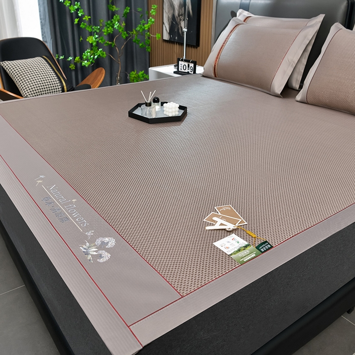 91家纺网 家纺一手货源 找家纺 小牛席业 2026新款加厚款-绣球草本清凉冰藤席系列凉席藤席冰藤席冰丝席竹席乳胶席乳胶凉席凉感豆豆席 加厚款-绣球草本冰藤席 （香槟）