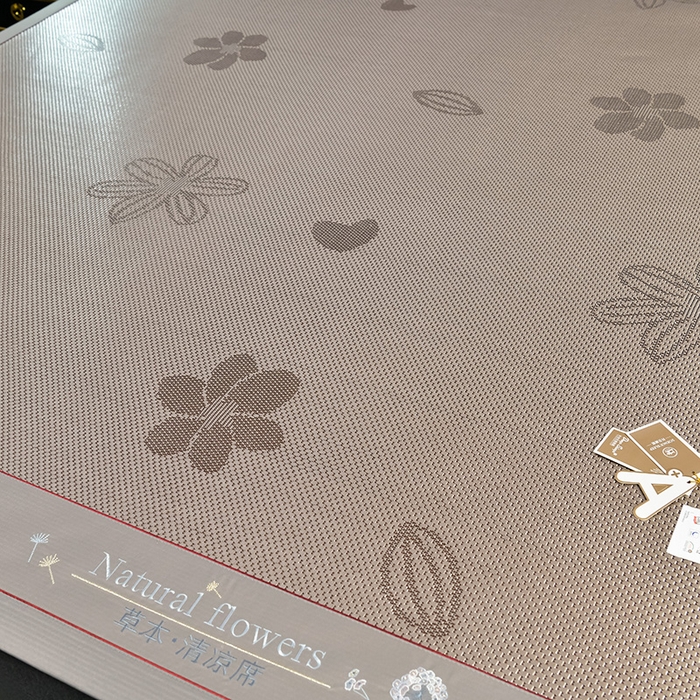 91家纺网 家纺一手货源 找家纺 小牛席业 2026新款加厚款-绣球草本清凉冰藤席系列凉席藤席冰藤席冰丝席竹席乳胶席乳胶凉席凉感豆豆席 加厚款-绣球草本清凉冰藤席（提花香槟