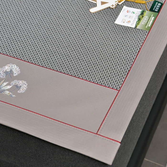 91家纺网 家纺一手货源 找家纺 小牛席业 2026新款加厚款-绣球草本清凉冰藤席系列凉席藤席冰藤席冰丝席竹席乳胶席乳胶凉席凉感豆豆席 加厚款-绣球草本冰藤席 （黑咖）