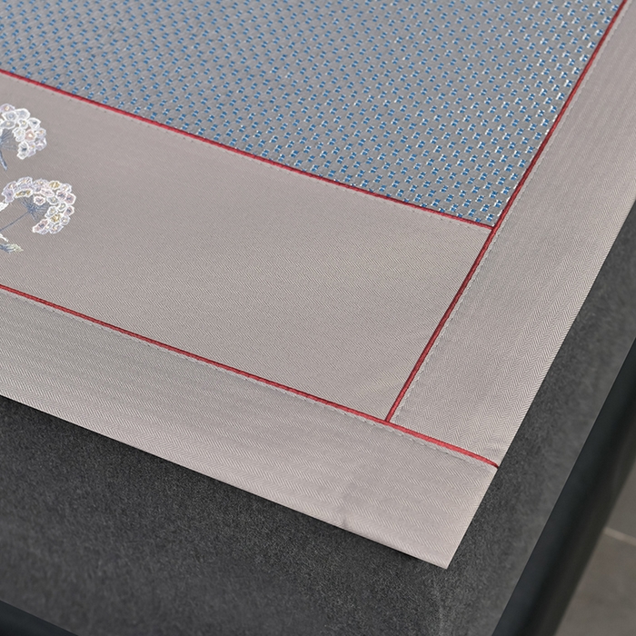 91家纺网 家纺一手货源 找家纺 小牛席业 2026新款加厚款-绣球草本清凉冰藤席系列凉席藤席冰藤席冰丝席竹席乳胶席乳胶凉席凉感豆豆席 加厚款-绣球草本冰藤席 （蓝色）