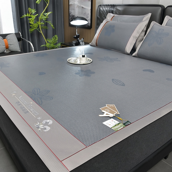 91家纺网 家纺一手货源 找家纺 小牛席业 2026新款加厚款-绣球草本清凉冰藤席系列凉席藤席冰藤席冰丝席竹席乳胶席乳胶凉席凉感豆豆席 加厚款-绣球草本清凉冰藤席（提花蓝色