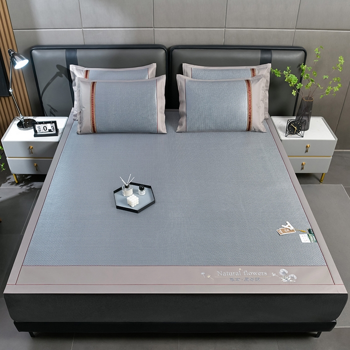 91家纺网 家纺一手货源 找家纺 小牛席业 2026新款加厚款-绣球草本清凉冰藤席系列凉席藤席冰藤席冰丝席竹席乳胶席乳胶凉席凉感豆豆席 加厚款-绣球草本冰藤席 （蓝色）