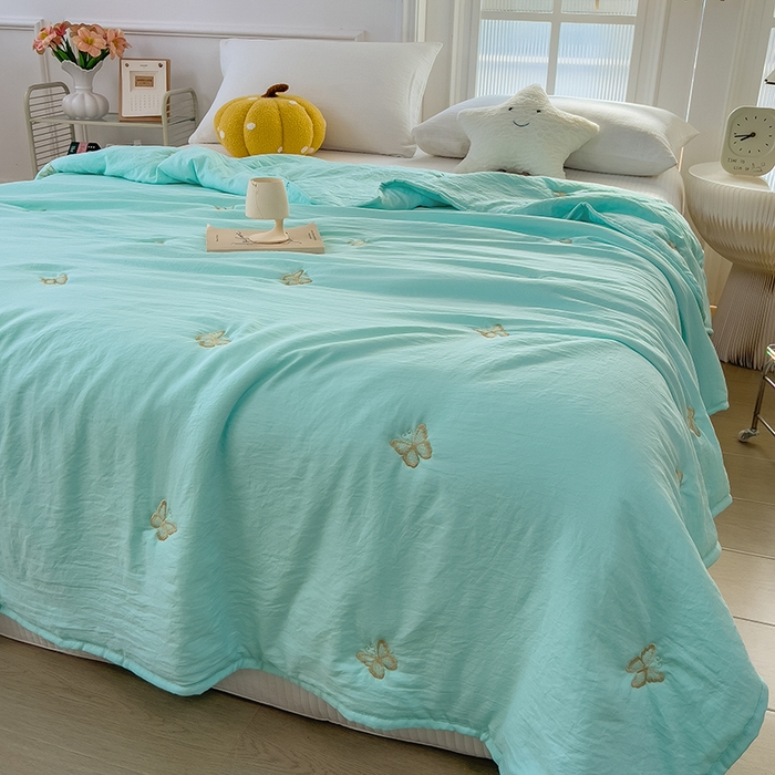 91家纺网 家纺一手货源 找家纺 兄弟坊 2026新款水洗棉大豆刺绣夏被夏凉被空调被午睡被 蝴蝶-水绿