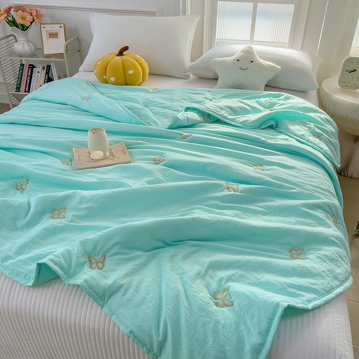 91家纺网 家纺一手货源 找家纺 兄弟坊 2026新款水洗棉大豆刺绣夏被夏凉被空调被午睡被 蝴蝶-水绿