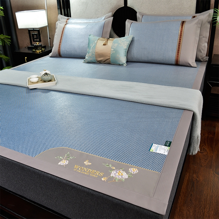 91家纺网 家纺一手货源 找家纺 （总）小牛席业 2026新款绣球花开-冰藤双面席凉席藤席冰藤席竹席空调席草席冰丝席豆豆席乳胶席三件套