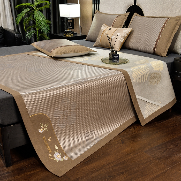 91家纺网 家纺一手货源 找家纺 小牛席业 2026新款绣球花开-冰藤双面席凉席藤席冰藤席竹席空调席草席冰丝席豆豆席乳胶席三件套 绣球花开-提花香槟