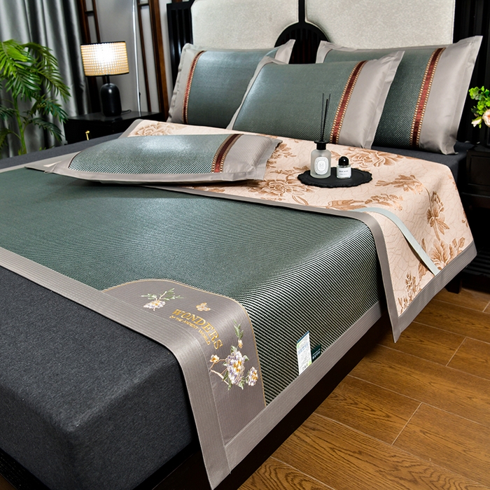 91家纺网 家纺一手货源 找家纺 小牛席业 2026新款绣球花开-冰藤双面席凉席藤席冰藤席竹席空调席草席冰丝席豆豆席乳胶席三件套 绣球花开-冰藤墨绿