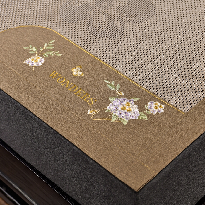 91家纺网 家纺一手货源 找家纺 小牛席业 2026新款绣球花开-冰藤双面席凉席藤席冰藤席竹席空调席草席冰丝席豆豆席乳胶席三件套 绣球花开-提花香槟