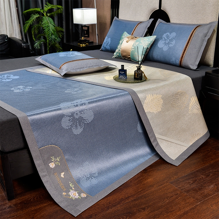 91家纺网 家纺一手货源 找家纺 小牛席业 2026新款绣球花开-冰藤双面席凉席藤席冰藤席竹席空调席草席冰丝席豆豆席乳胶席三件套 绣球花开-提花蓝色