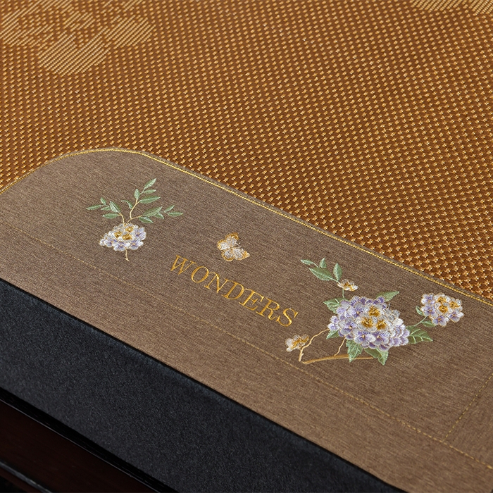 91家纺网 家纺一手货源 找家纺 小牛席业 2026新款绣球花开-冰藤双面席凉席藤席冰藤席竹席空调席草席冰丝席豆豆席乳胶席三件套 绣球花开-提花咖色