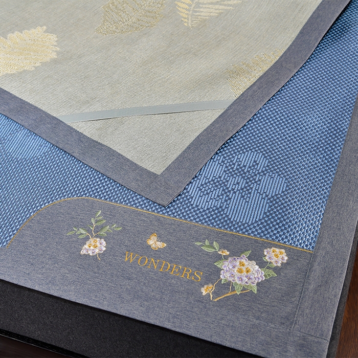 91家纺网 家纺一手货源 找家纺 小牛席业 2026新款绣球花开-冰藤双面席凉席藤席冰藤席竹席空调席草席冰丝席豆豆席乳胶席三件套 绣球花开-提花蓝色