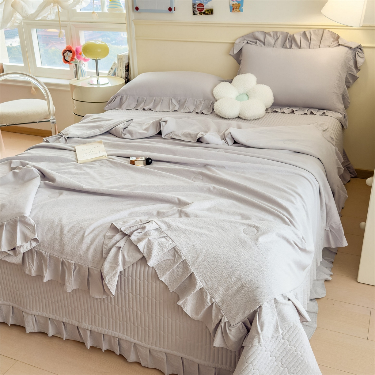 91家纺网 家纺一手货源 找家纺 兄弟坊 2026新款韩版凉感皱皱绵花边夏被 夏凉被午睡被 凉感皱皱绵-烟灰