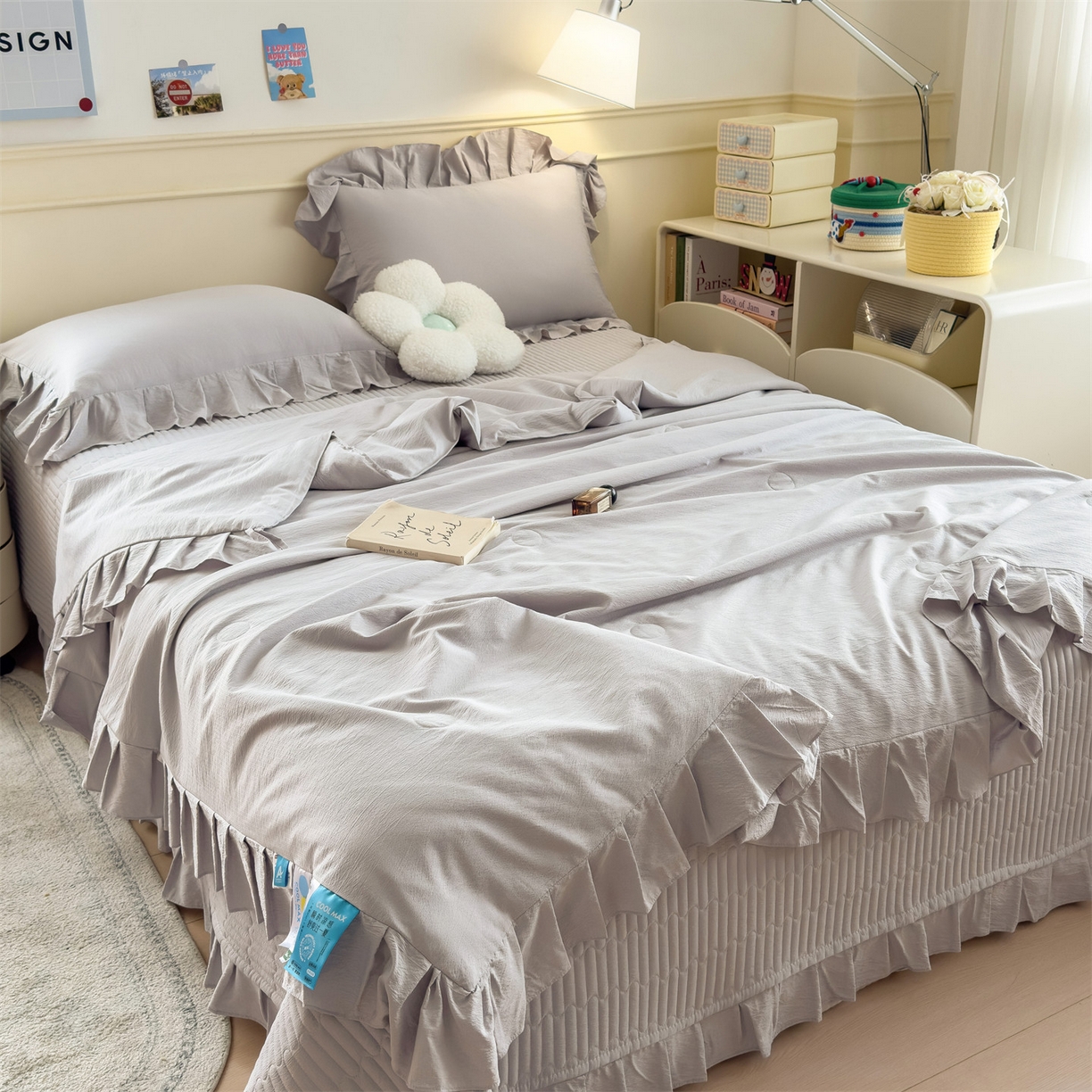 91家纺网 家纺一手货源 找家纺 兄弟坊 2026新款韩版凉感皱皱绵花边夏被 夏凉被午睡被 凉感皱皱绵-烟灰