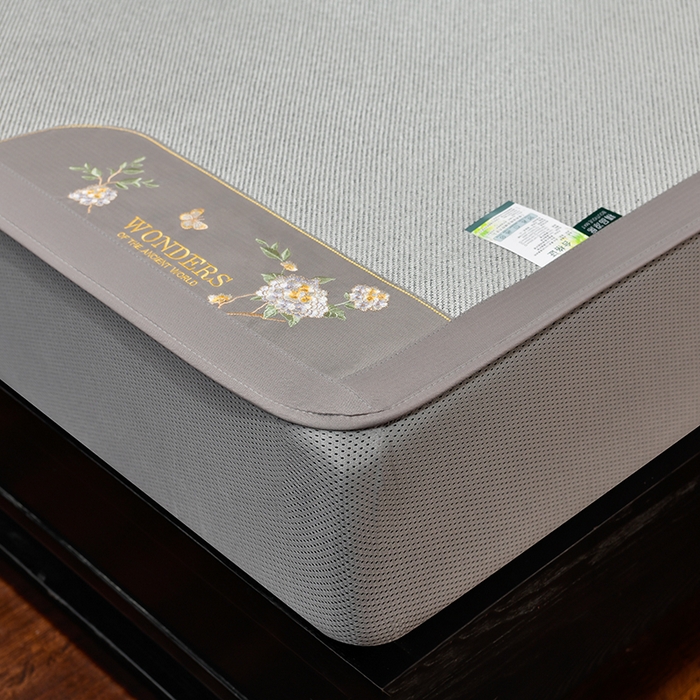 91家纺网 家纺一手货源 找家纺 小牛席业 2026新款绣球花开-冰藤双面席系列（床笠款）凉席藤席冰藤席竹席空调席草席冰丝席豆豆席乳胶席三件套 绣球花开-冰藤床笠款（银灰）