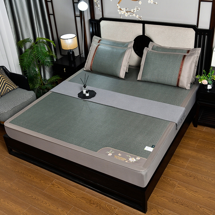 91家纺网 家纺一手货源 找家纺 小牛席业 2026新款绣球花开-冰藤双面席系列（床笠款）凉席藤席冰藤席竹席空调席草席冰丝席豆豆席乳胶席三件套 绣球花开-冰藤床笠款（墨绿）