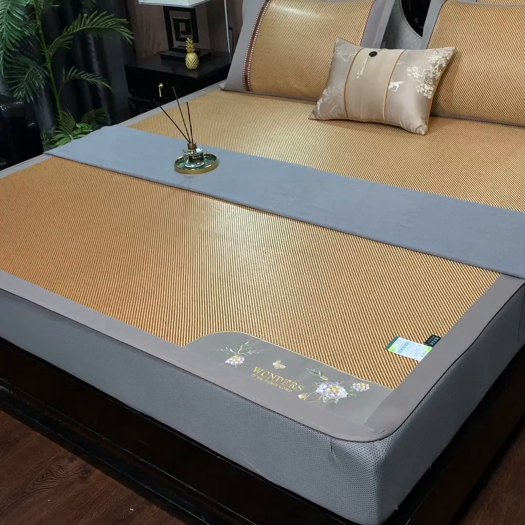 91家纺网 家纺一手货源 找家纺 小牛席业 2026新款绣球花开-冰藤双面席系列（床笠款）凉席藤席冰藤席竹席空调席草席冰丝席豆豆席乳胶席三件套 绣球花开-冰藤床笠款（深咖）