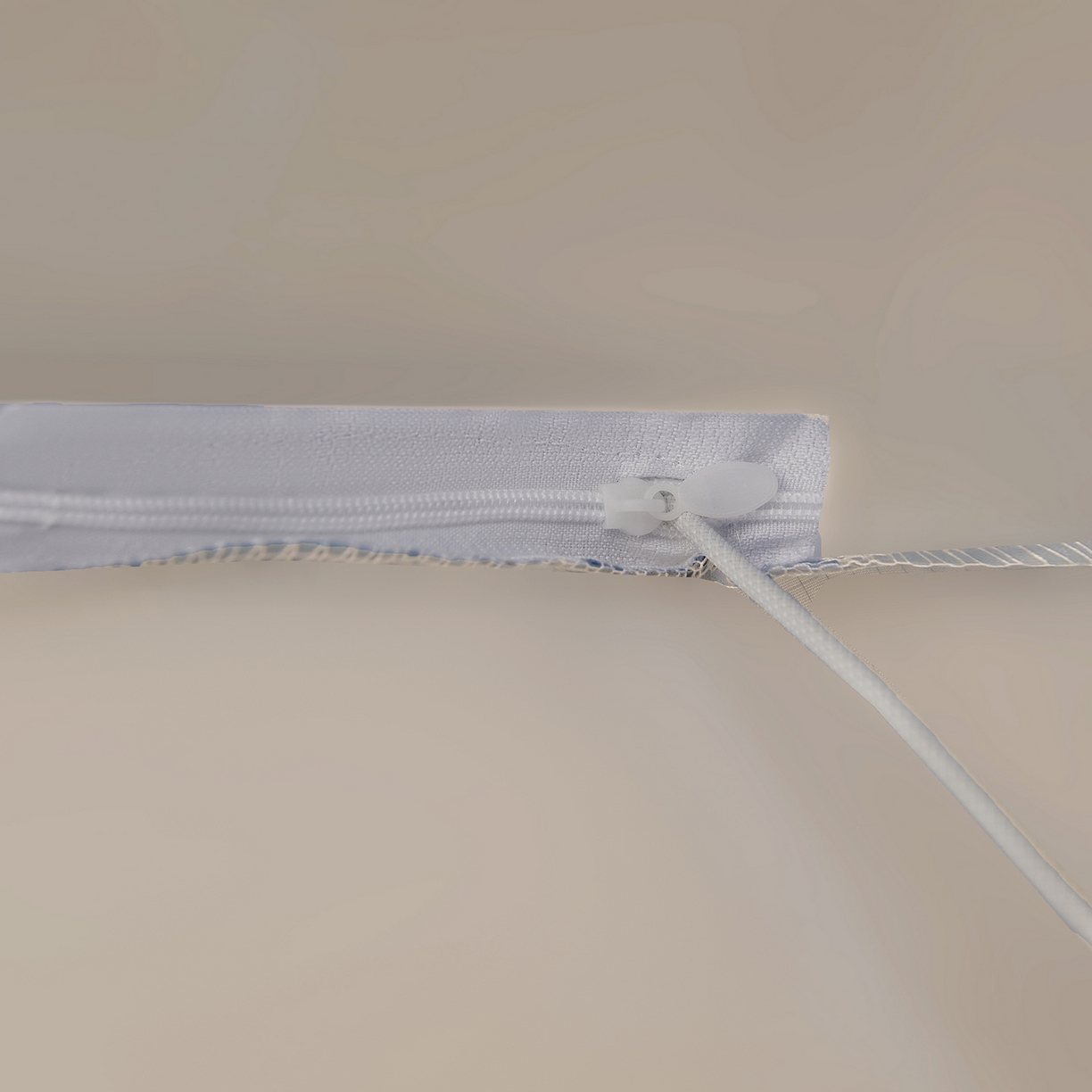 91家纺网 家纺一手货源 找家纺 都市缘蚊帐 2026新款三开门坐床防摔蚊帐拉链方帐1.5m1.8m506坐床蚊帐 506奶咖色