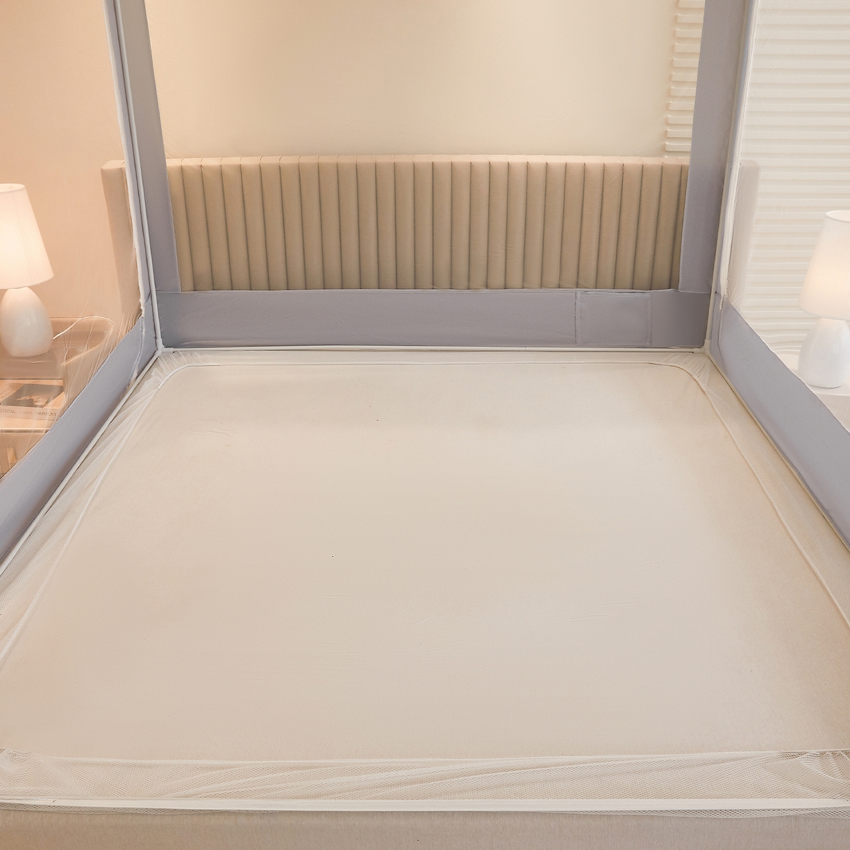 91家纺网 家纺一手货源 找家纺 都市缘蚊帐 2026新款三开门坐床防摔蚊帐拉链方帐1.5m1.8m506坐床蚊帐 506太空银