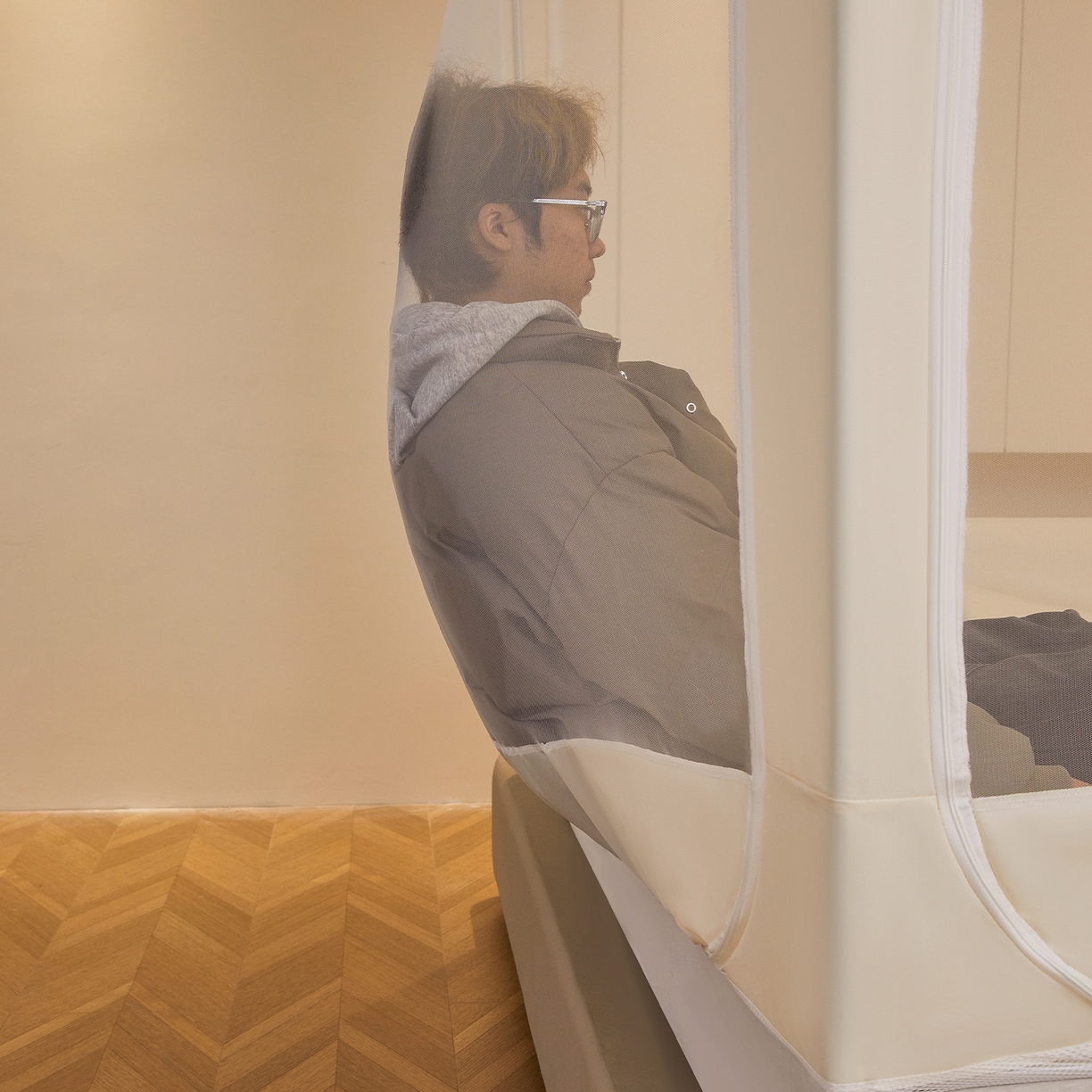 91家纺网 家纺一手货源 找家纺 都市缘蚊帐 2026新款三开门坐床防摔蚊帐拉链方帐1.5m1.8m506坐床蚊帐 506奶酪黄