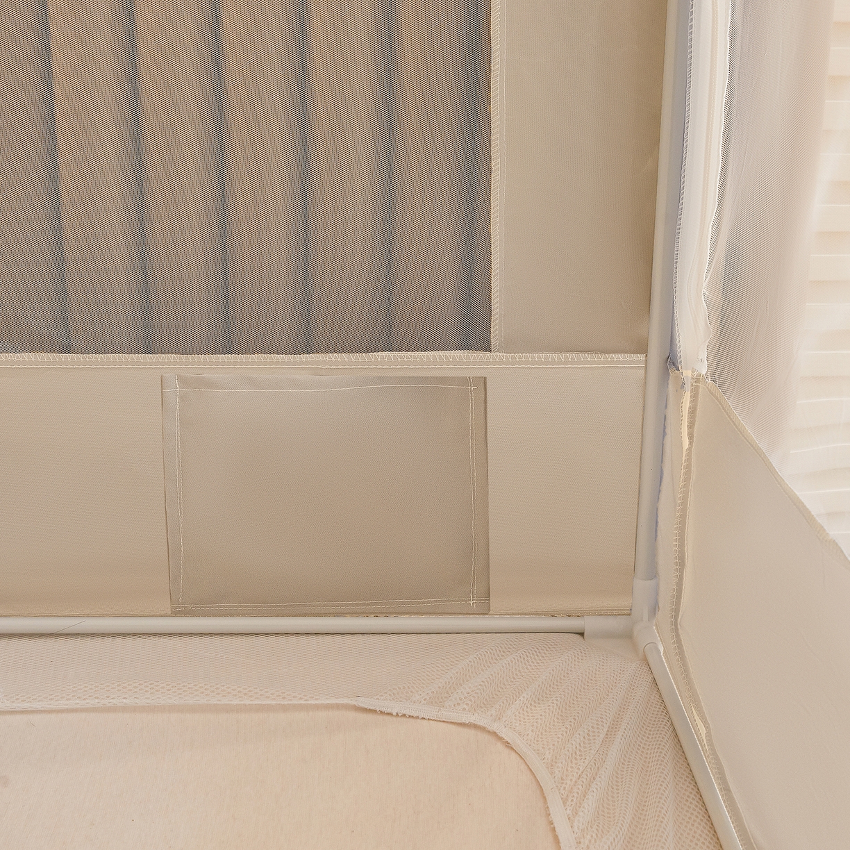 91家纺网 家纺一手货源 找家纺 都市缘蚊帐 2026新款三开门坐床防摔蚊帐拉链方帐1.5m1.8m506坐床蚊帐 506奶咖色