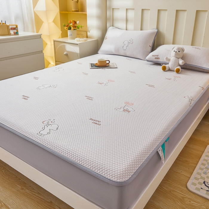 91家纺网 家纺一手货源 找家纺 凯罗 2026春夏凉豆豆小红书爆款A类乙纶PE凉豆豆床笠款可水洗床笠 爱心气球