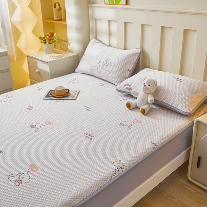 91家纺网 家纺一手货源 找家纺 凯罗 2026春夏凉豆豆小红书爆款A类乙纶PE凉豆豆床笠款可水洗床笠 爱心气球