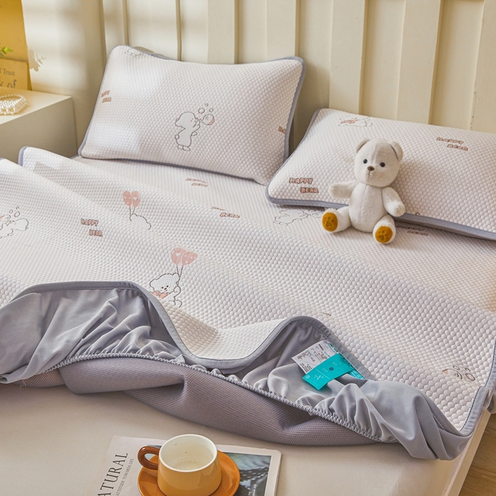 91家纺网 家纺一手货源 找家纺 凯罗 2026春夏凉豆豆小红书爆款A类乙纶PE凉豆豆床笠款可水洗床笠 爱心气球