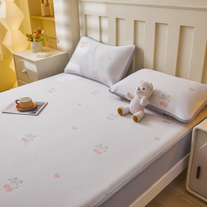 91家纺网 家纺一手货源 找家纺 凯罗 2026春夏凉豆豆小红书爆款A类乙纶PE凉豆豆床笠款可水洗床笠 樱桃芝芝