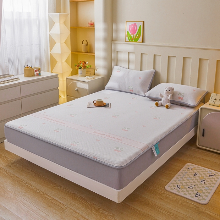 91家纺网 家纺一手货源 找家纺 凯罗 2026春夏凉豆豆小红书爆款A类乙纶PE凉豆豆床笠款可水洗床笠 樱桃芝芝